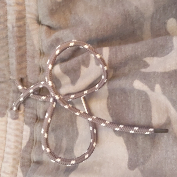 Maurice's camo skirt size xs - Picture 6 of 9